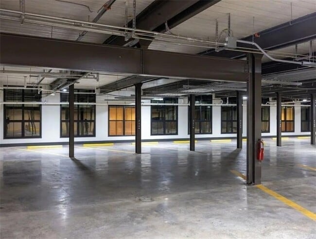 Building Photo - 200 Barrett St