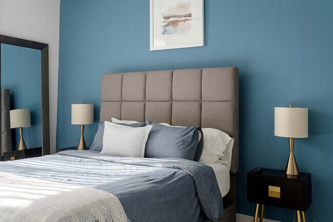 Building Photo - 13005 Meandering Way