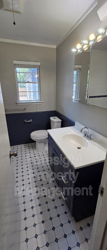 Building Photo - 7303 Bucknell Dr