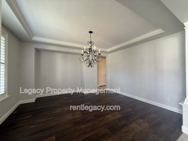 Building Photo - 8843 Latigo Ct
