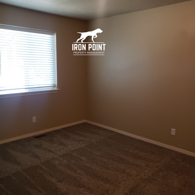 Building Photo - 886BONSAI