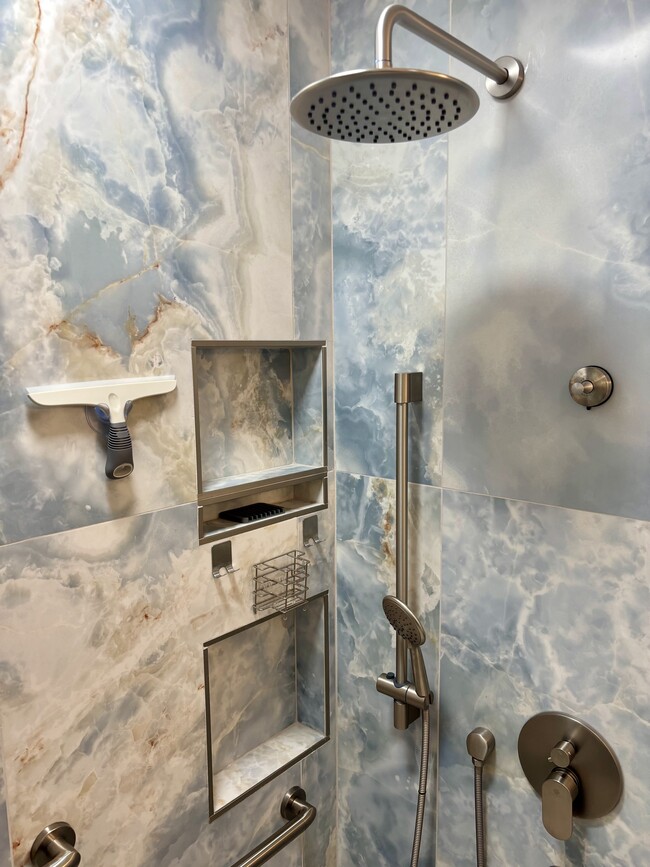 Building Photo - 1146 Taffeta Dr