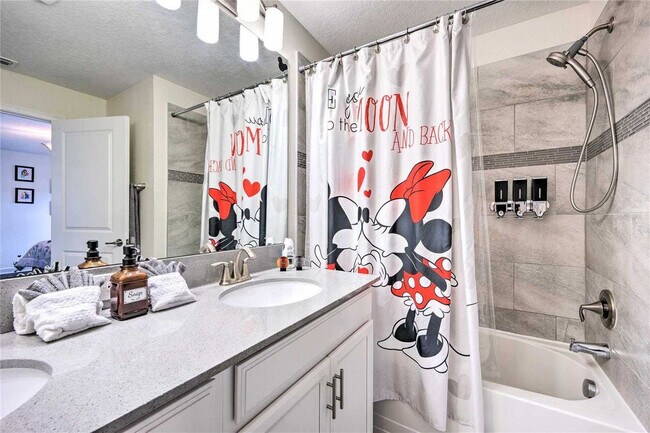 Building Photo - 8988 Stinger Dr