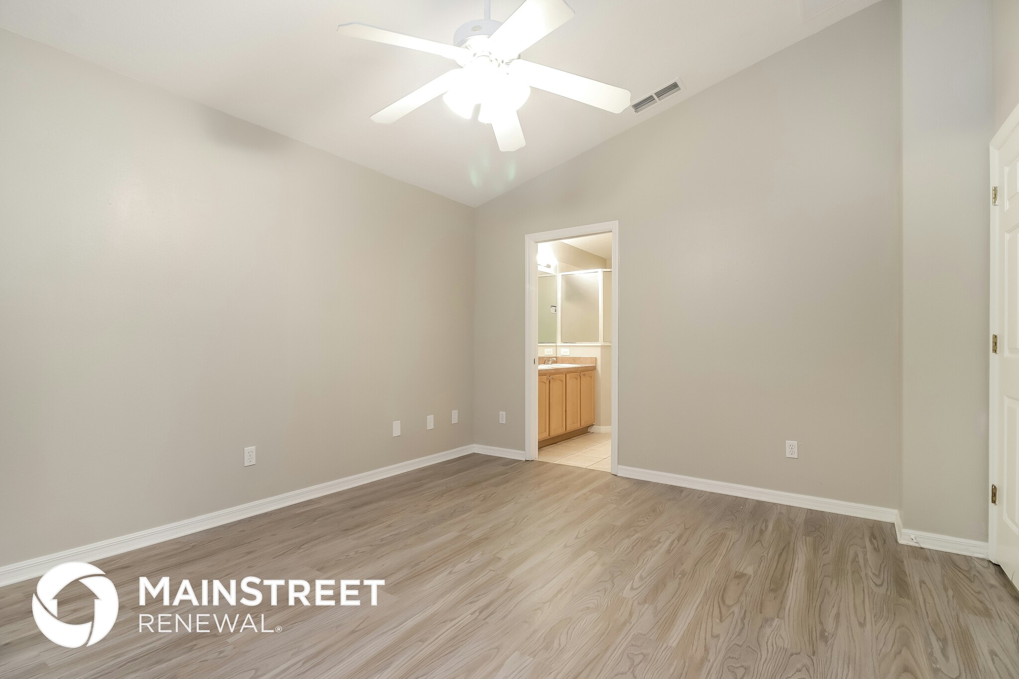 Building Photo - 1403 Island Cove Dr