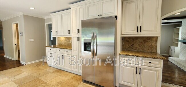 Building Photo - 40 Pheasant Dr SE