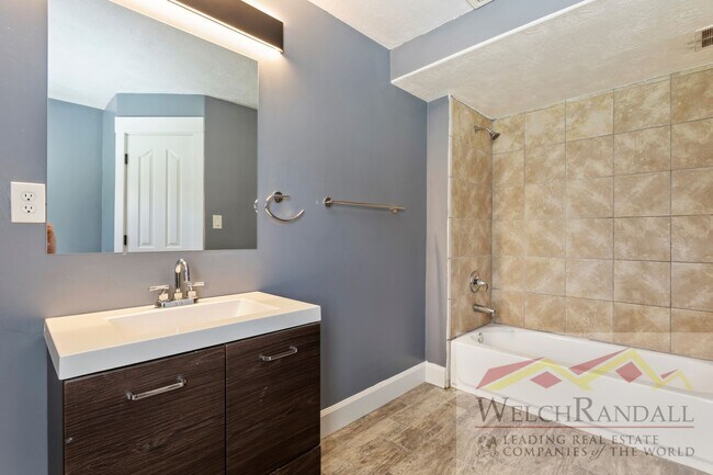 Building Photo - Beautiful Single-Family Home in Ogden