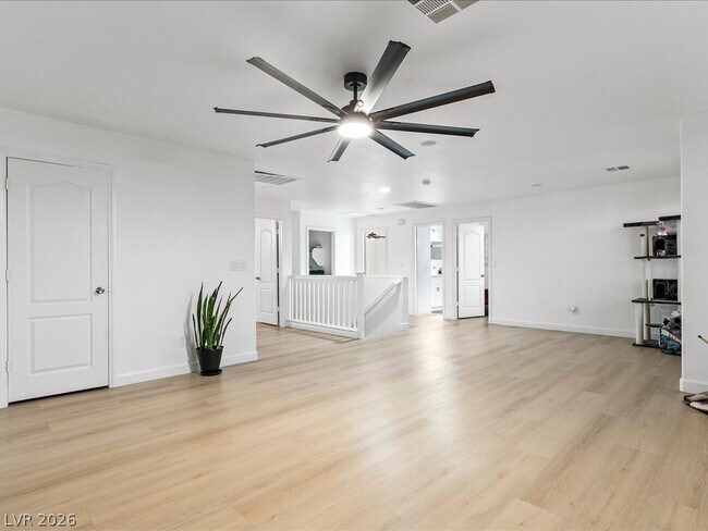 Building Photo - 7615 Paso Robles Ave