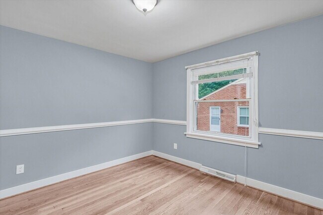 Building Photo - 8407 Pamela Dr