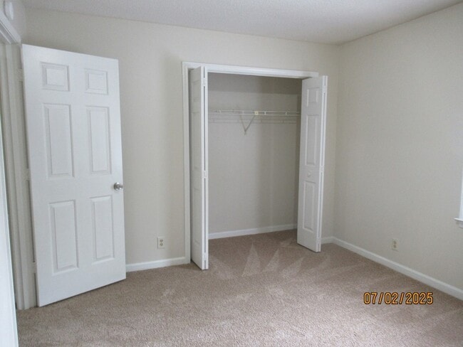 Building Photo - 172 Gertrude Dr