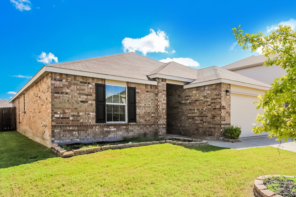 Building Photo - 128 Feverbush Dr