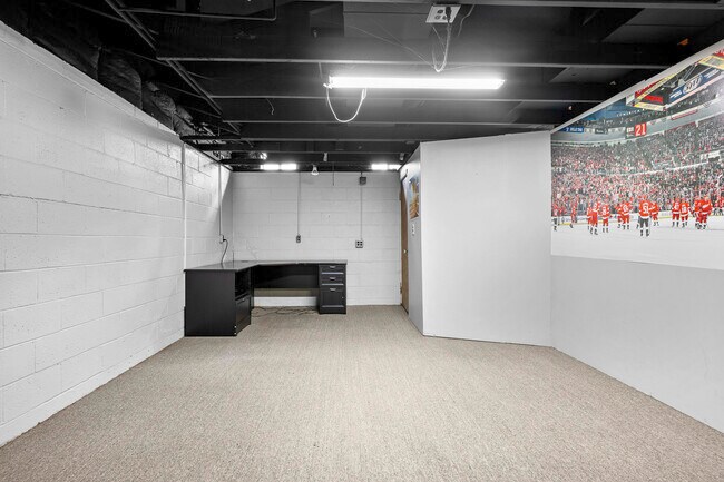 Building Photo - 273 Mc Kinley Dr