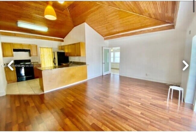 Building Photo - 2402 NW 42nd St