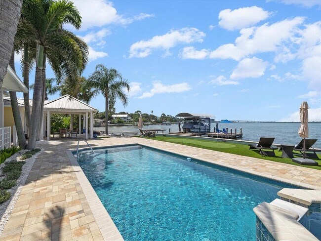 Building Photo - 1828 Venetian Point Dr