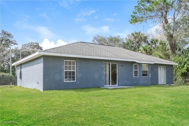 Building Photo - 4168 Merriam Ln