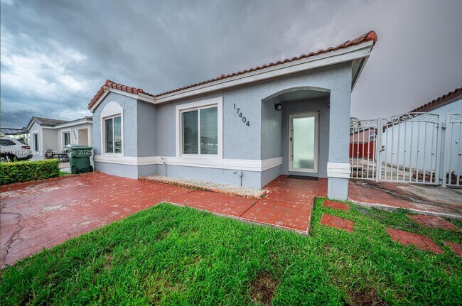 Building Photo - 17404 SW 142nd Pl