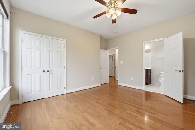 Building Photo - 42240 Hiddenwood Ln