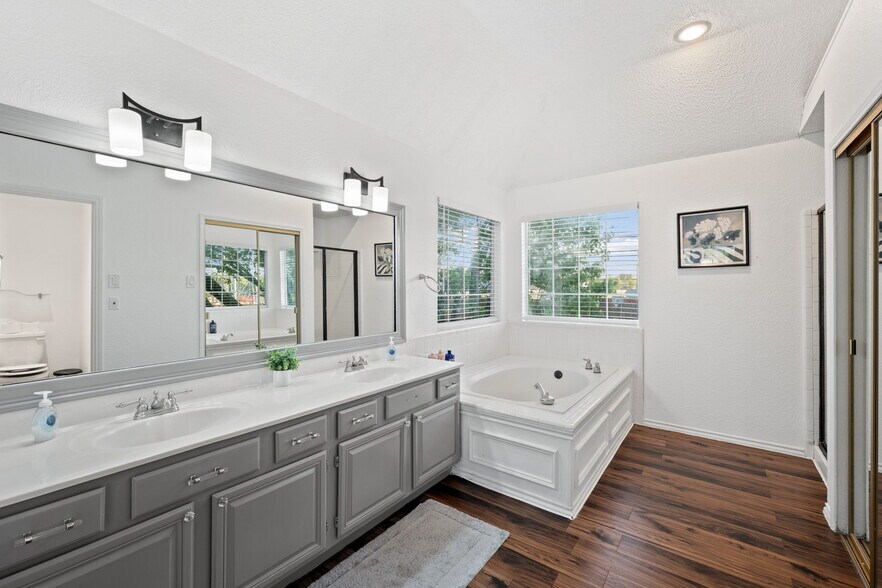 Building Photo - 141 Morningside Dr