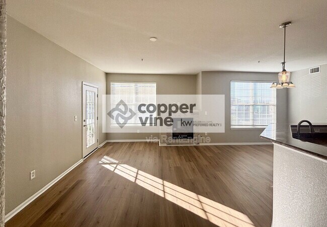 Building Photo - 2855 Blue Sky Cir