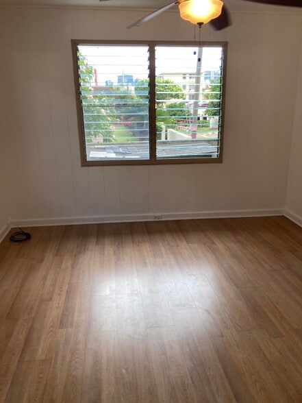 living room - 1135 Piikoi Pl