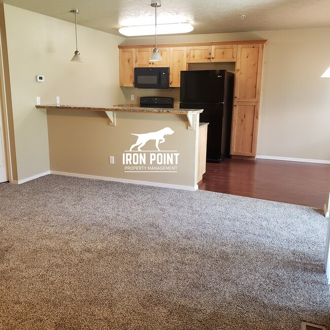 Building Photo - 886BONSAI