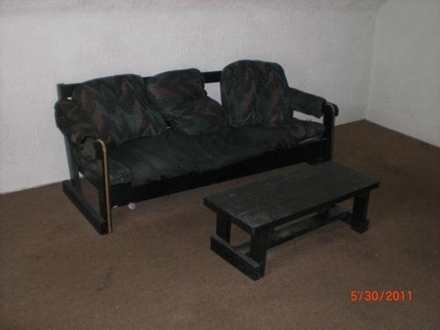 Building Photo - 562 Wilson St