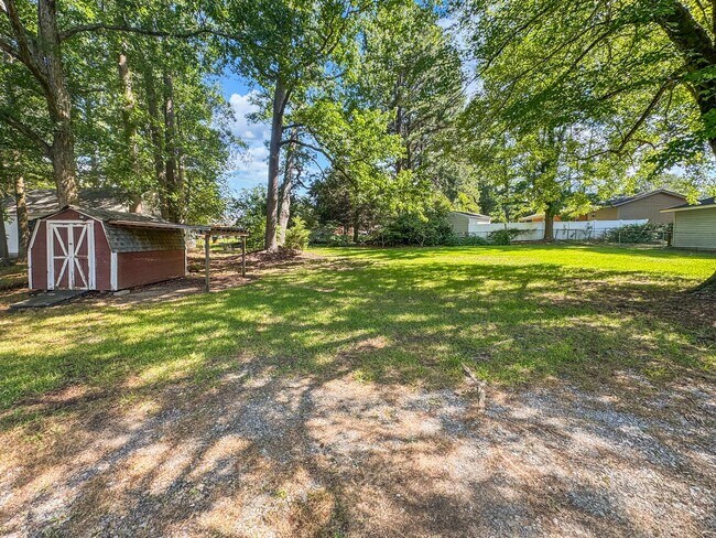 Building Photo - 1513 Bethlehem Rd
