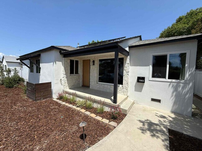 Building Photo - 17813 Welby Way