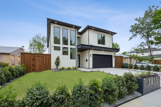 Building Photo - 3815 Hawick Ln