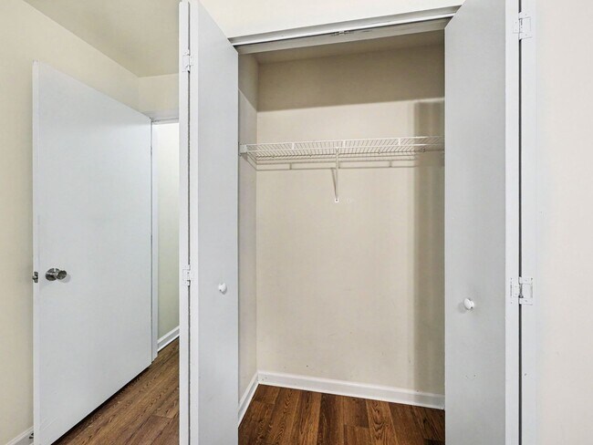 Building Photo - 33 Fern Oak Cir