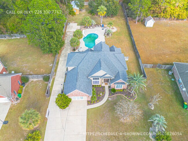 Building Photo - 1713 Shelby Ln