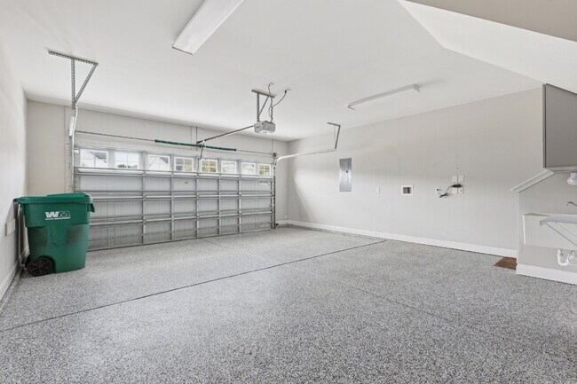 Building Photo - 686 Northlake Blvd