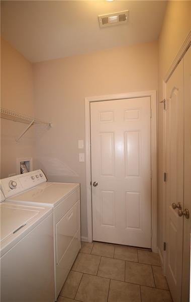 Building Photo - 3082 Brockenhurst Dr