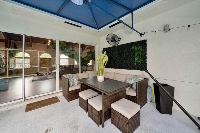 Building Photo - 18900 Belview Dr