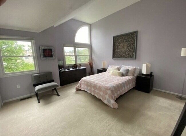 Building Photo - 10 Merganser Way