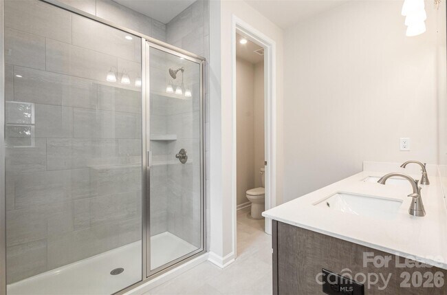Building Photo - 3103 Hutton Gdns Ln
