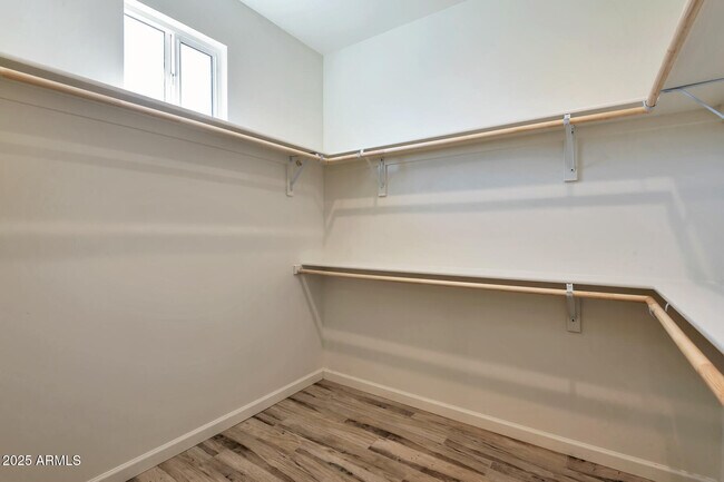 Building Photo - 1278 W Calle Tuberia