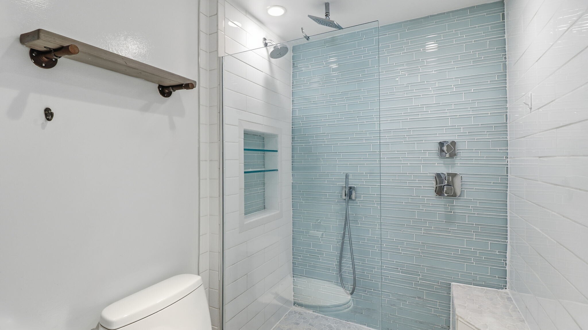 Rain, standard shower, and body sprayer - 1450 Harvard St NW