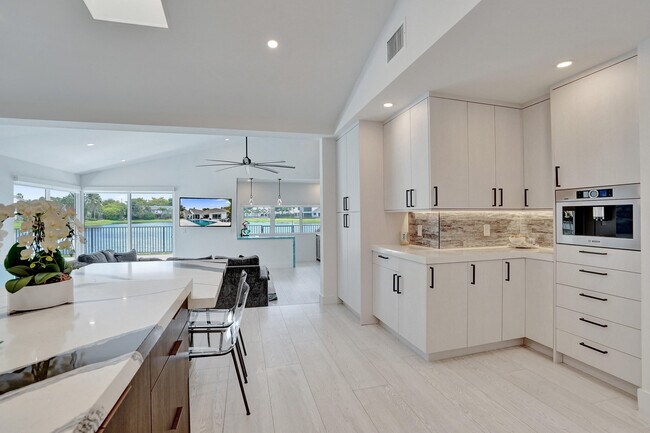 Building Photo - 4130 Georges Way