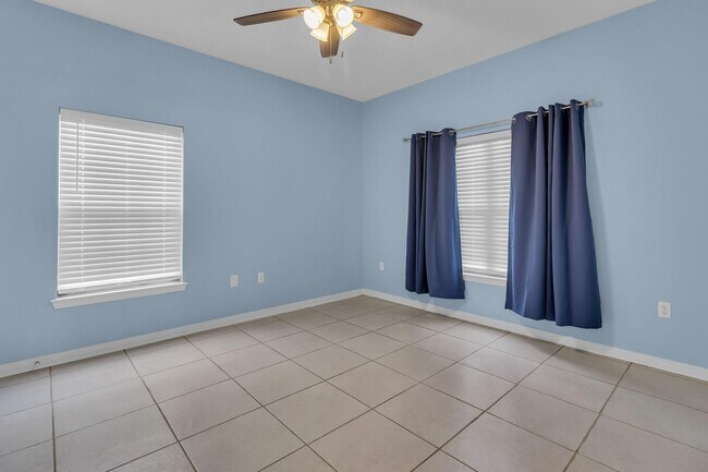 Building Photo - 1501 Partin Dr N