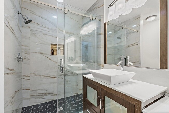 Building Photo - 1101 Beach Rd