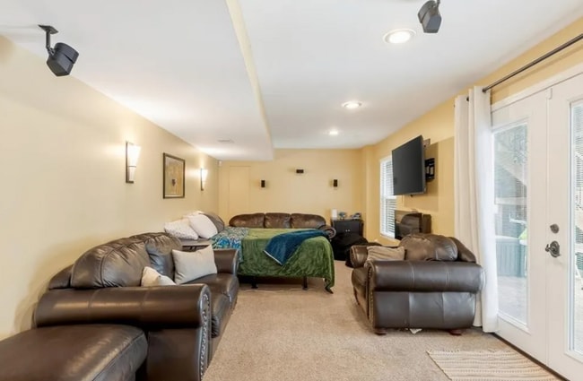 Building Photo - 4410 N 122nd St