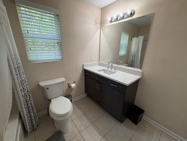 Building Photo - BRIDGEWATER HOME! LEASING FOR JULY 2026! 1/2 Off Deposit!