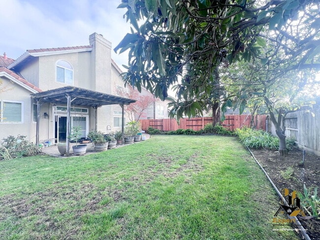 Building Photo - 8204 Eversley Ct