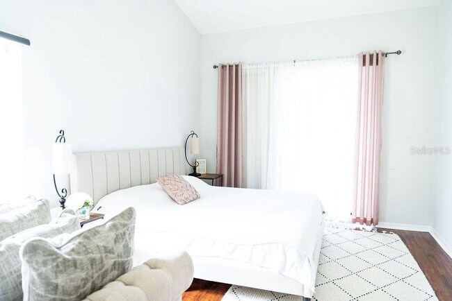 Building Photo - 1282 Paradise Lake Dr