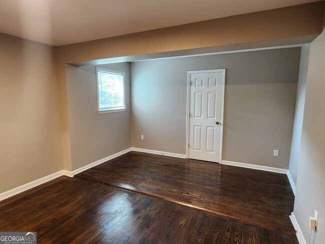 Building Photo - 2148 Clanton Terrace