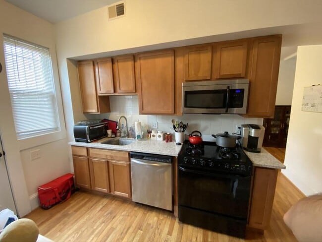 Building Photo - 3607 11th St NW