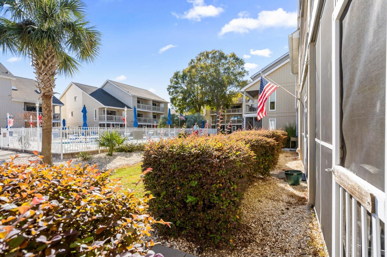 Building Photo - 1860 Auburn Ln