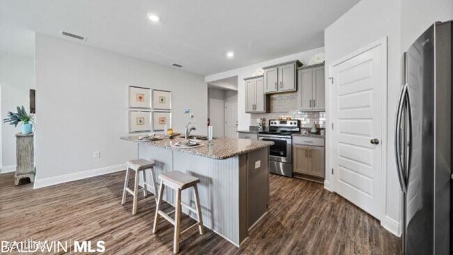 Building Photo - 4 br, 2 bath House - 386 Landward Drive North