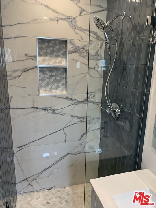 Building Photo - 8673 W Olympic Blvd