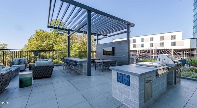 Building Photo - 1020 Hammell Dr